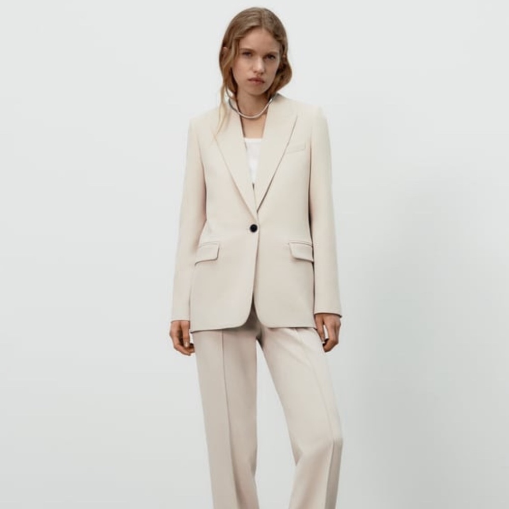 Zara beige blazer